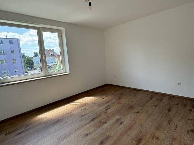 Immobilie in Ebenfurth - Sofort verfügbar - helle 2-Zimmer-Wohnung mit idealer Raumaufteilung - Bild 3