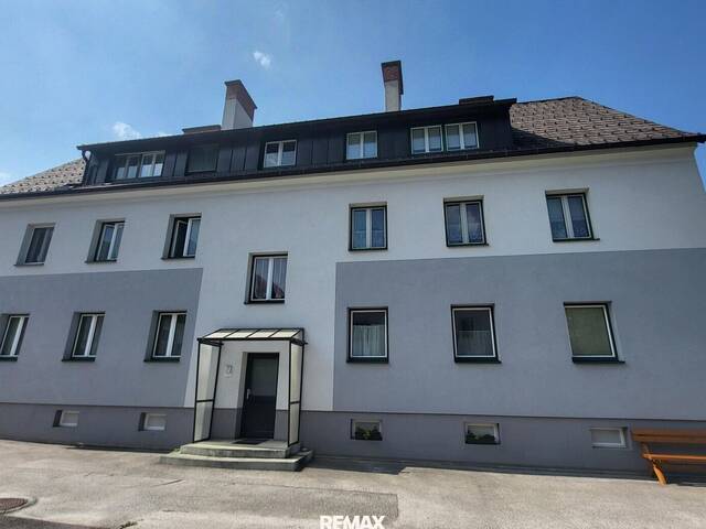 Immobilie in Admont - NEUER PREIS!!! Nette und weitestgehend sanierte Wohnung in Admont - Bild 0