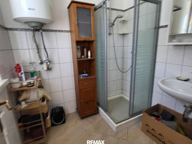 Immobilie in Admont - NEUER PREIS!!! Nette und weitestgehend sanierte Wohnung in Admont - Bild 1