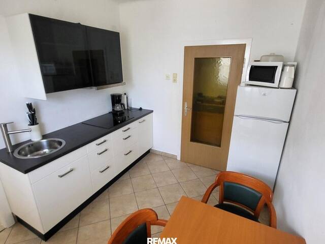 Immobilie in Admont - NEUER PREIS!!! Nette und weitestgehend sanierte Wohnung in Admont - Bild 2