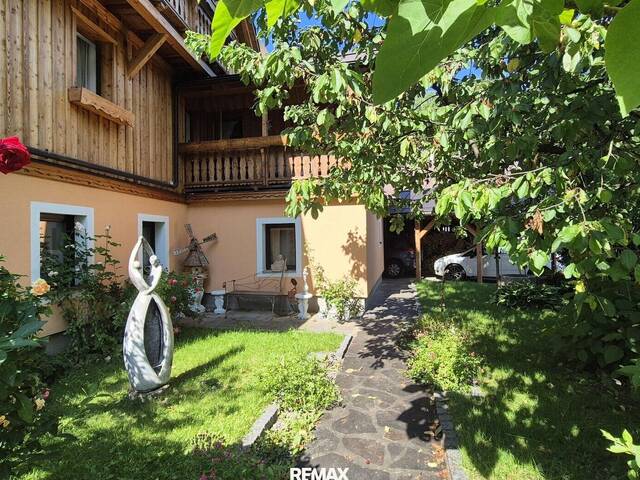 Immobilie in Bad Aussee - ***Preisreduktion*** Bad Aussee Zentrum: Haus mit 6 Wohnungen und Garten - Bild 0