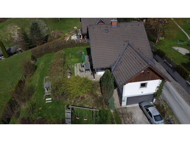 Immobilie in Pyhrn - Renovierungsbedürftiges Einfamilienhaus in sonniger Lage mit südseitiger Terrasse und Garage und Keller - Bild 3