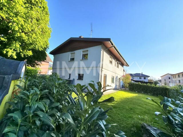 Immobilie in Altach - Attraktives Zweifamilienhaus in Top-Lage in Altach - Bild 0