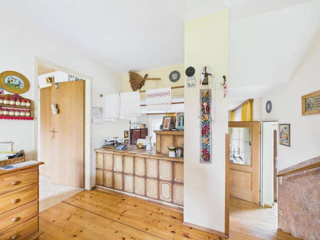 Immobilie in Schwertberg - SCHWERTBERG: ECKREIHENHAUS (teilunterkellert) mit ca. 129,71 m² Wohnfläche, Grundstück 397 m² + Garage - Bild 2