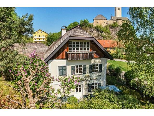 Immobilie in St. Kanzian am Klopeiner See - * Historisches Forsthaus mit Charakter & Charme * Stilvoll saniertes Anwesen nahe Klopeiner See - Bild 1