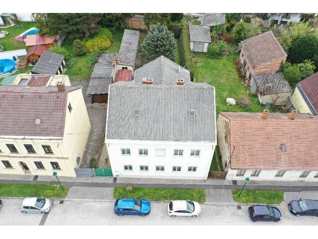 Immobilie in Ebenfurth - Wohnhaus mit großem Potenzial - Bild 0