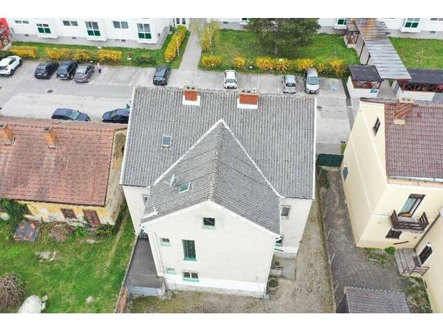 Immobilie in Ebenfurth - Wohnhaus mit großem Potenzial - Bild 3