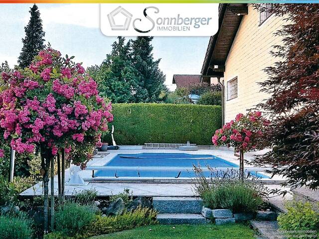 Immobilie in Langenstein - AUSSICHTSREICH – Bungalow mit Weitblick, Pool & Ausbaureserve in Langenstein - Bild 2