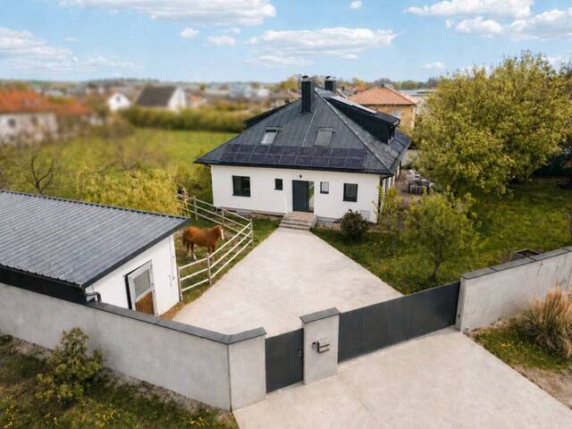 Immobilie in Gols - EIN HAUS, EIN ÄFFCHEN UND EIN PFERD - HIER MACHST DU DIR DIE WELT, WIDEWITT SIE DIR GEFÄLLT! - Bild 0