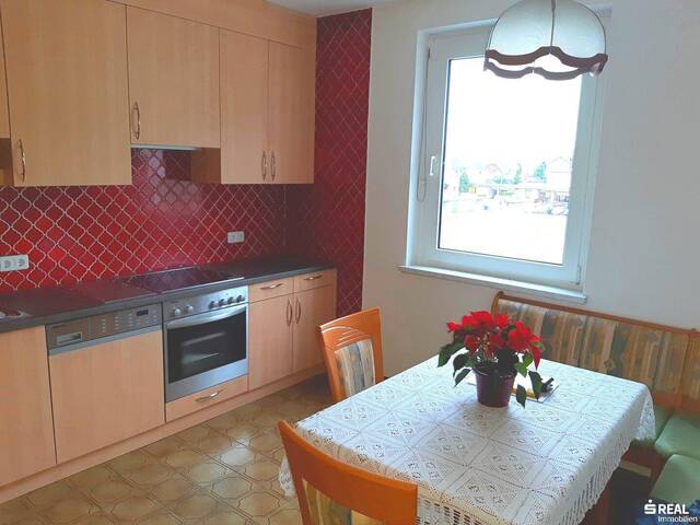 Immobilie in Spittal an der Drau - Charmante 85 m² Anlegerwohnung - 4 Zimmer und Loggia Nähe Zentrum in Spittal/Drau - Bild 1