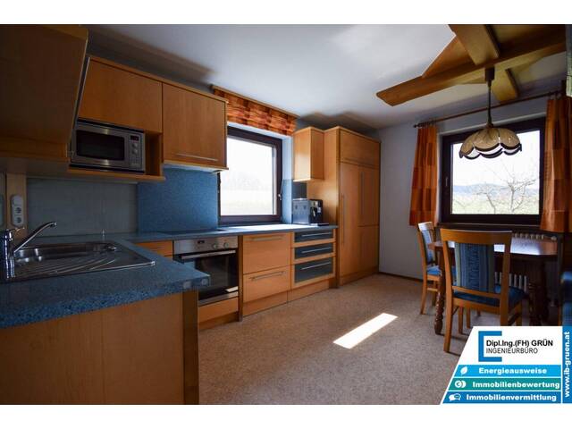 Immobilie in Pregarten - Natur pur! Gepflegter Bungalow in Alleinlage – Ruhe, Freiheit & viel Potenzial - Bild 4