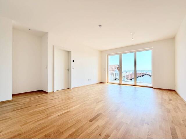 Immobilie in Hofkirchen im Traunkreis - Moderne 2-Zimmer-Eigentumswohnung mit großzügigem Balkon – Erstbezug in Hofkirchen - Bild 3