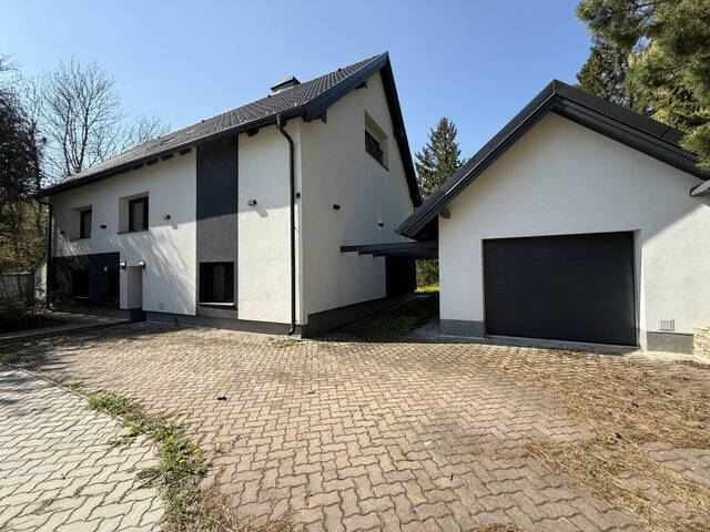 Immobilie in Willendorf - Großzügiges Familienhaus mit parkähnlichem Grundstück und Bachlage - Bild 4