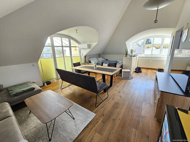 Immobilie in Feldkirch - Wunderschöne Loft-Wohnung mit Balkon, klimatisiert und Tiefgaragenplatz in Feldkirch - Gisingen - Bild 0