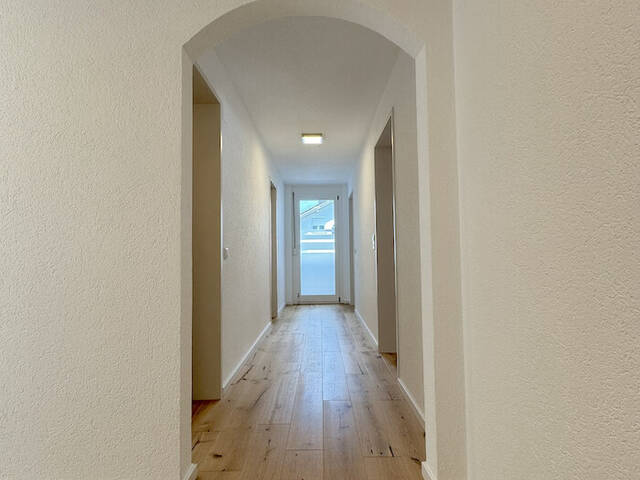 Immobilie in Bludesch - BLUDESCH: CHARMANTE, GERÄUMIGE 4-ZIMMER-WOHNUNG MIT TOLLEM WOHNFLAIR! - Bild 4