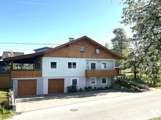 Immobilie in Pattigham - Gepflegtes, charmantes Wohnhaus mit großzügigem Garten - Bild 0