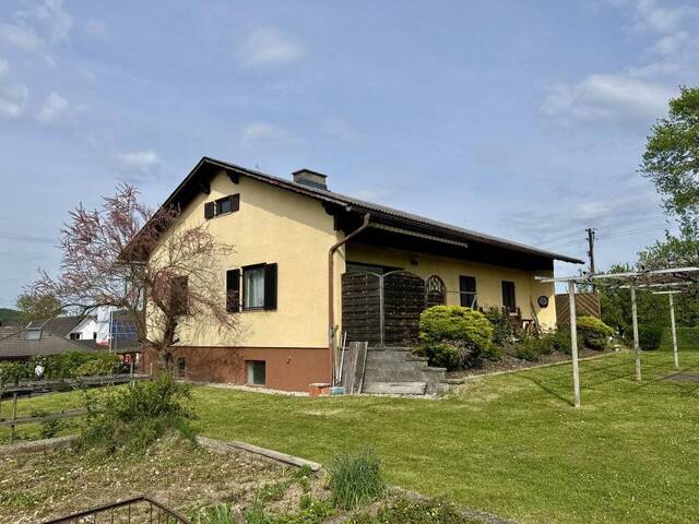 Immobilie in Gritsch - Charmantes Einfamilienhaus mit großem Naturgrundstück - viel Potenzial & sofort beziehbar - Bild 3