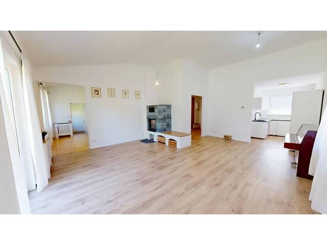 Immobilie in Sparbach - Charmanter Bungalow mit sonnigem Garten und guter Anbindung nach Wien - Bild 0