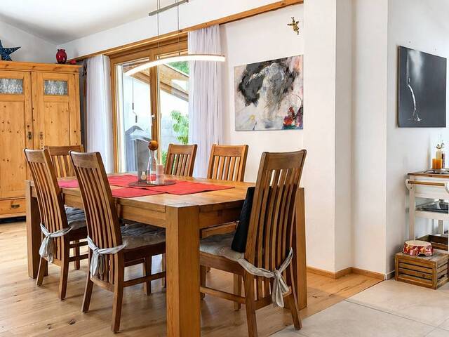 Immobilie in Imst - Wohntraum auf zwei Etagen in Imst – helle 5-Zimmer-Wohnung mit 2 Terrassen, Balkon & Tiefgarage - Bild 4