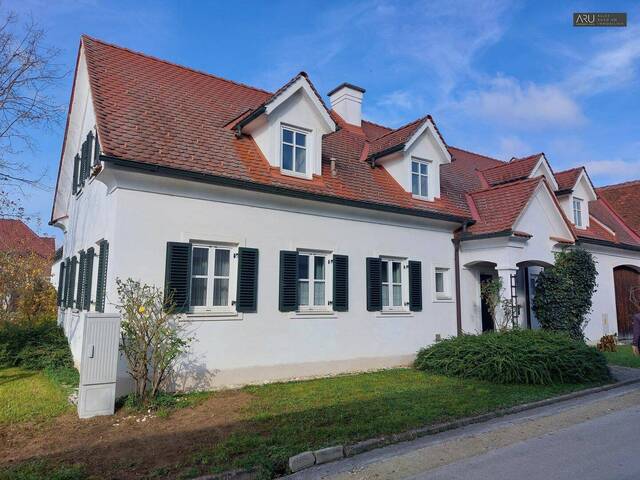 Immobilie in Burgau - **Schöner Vierkanthof in guter Lage ausbaufähig** - Bild 2