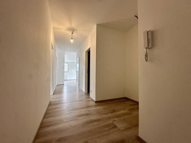Immobilie in Gmunden - Großzügig wohnen. 4 Zimmer mit Loggia in Gmunden - Bild 2