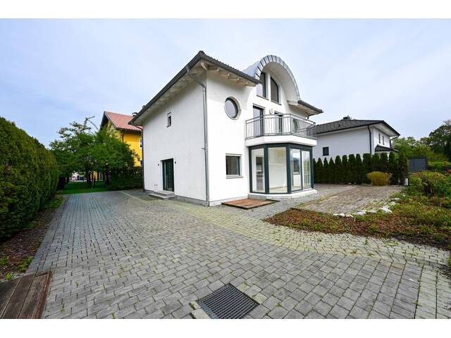 Immobilie in Oberalm - Sehr schönes Einfamilienhaus mit viel Platz in Oberalmer Bestlage - Bild 4