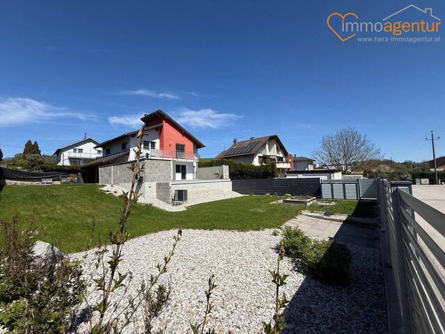 Immobilie in Offenhausen - HIGH-END RAUMWUNDER: mit ca. 222 m² - Gesamter Wohnnutzfläche in 4625 Offenhausen - Infinity-Pool, 10kWp PV & Glasfaser für maximale Energie-Sicherheit & Erreichbarkeit! - Bild 4
