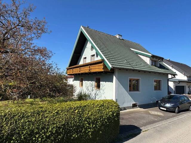 Immobilie in Pregarten - Kleines Zuhause mit Potenzial in Toplage von Pregarten II Grundstücksgröße ca. 1.052 m² - Bild 0