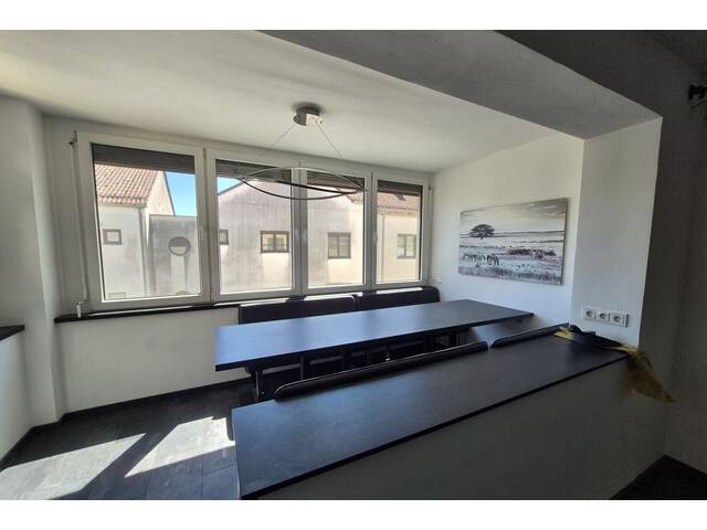 Immobilie in Gunskirchen - NEUER PREIS: kernsanierte 3-Zimmer-Wohnung mit südseitiger Loggia - Bild 3