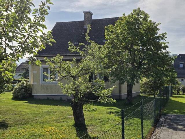 Immobilie in Mureck - Schmuckes Häuschen mit freistehendem Nebengebäude in sonniger und ebener Ruhelage - Bild 1