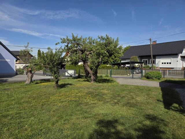 Immobilie in Mureck - Schmuckes Häuschen mit freistehendem Nebengebäude in sonniger und ebener Ruhelage - Bild 2