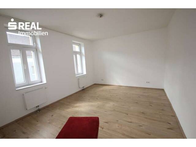 Immobilie in Amstetten - Haus mit 4 Wohnungen in zentrumsnaher Lage von Amstetten - Bild 3