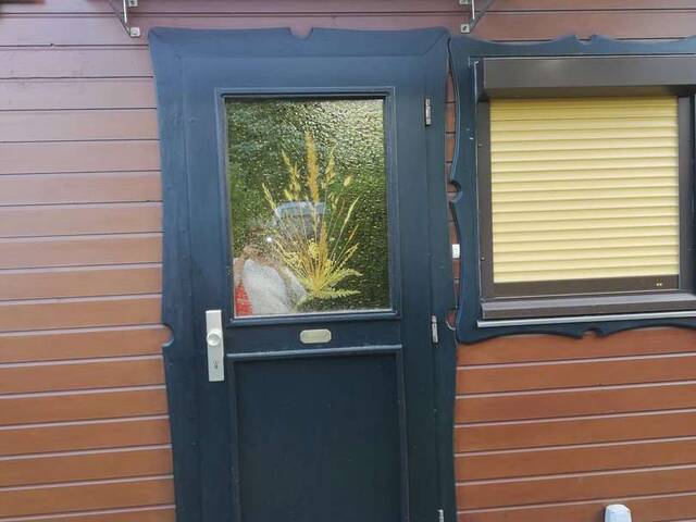 Immobilie in Hainfeld - GANZJÄHRIG BEWOHNBAR!Pflegeleichter Garten mit Pool, Vollholzhaus Lärche wird verkauft! - Bild 0