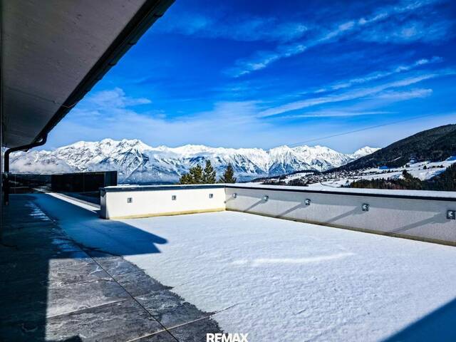 Immobilie in Schönberg im Stubaital - Erstbezug: 360°-Bergpanorama auf ca. 136 m² Dachterrasse - Wohnen auf höchstem Niveau im Penthouse der Superlative - Bild 0
