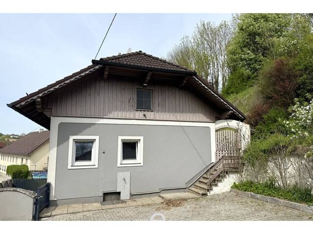 Immobilie in Steinerkirchen an der Traun - Großzügiges Einfamilienhaus mit XXL-Doppelgarage & viel Potential in Steinerkirchen an der Traun - Bild 4