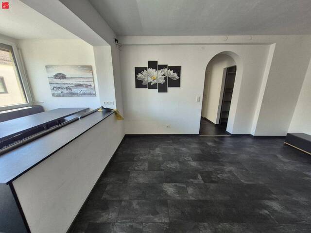 Immobilie in Gunskirchen - NEUER PREIS: kernsanierte 3-Zimmer-Wohnung mit südseitiger Loggia - Bild 1