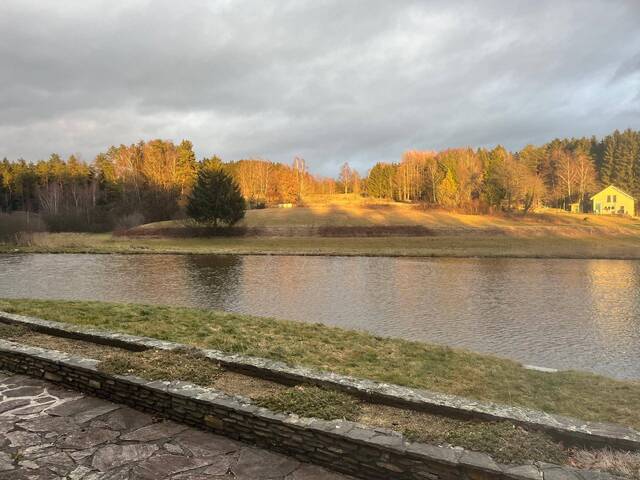 Immobilie in Reingers - Haus mit Potenzial in idyllischer Lage mit großer Garage - Bild 3