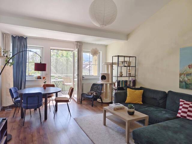 Immobilie in Wals - Charmante 2-Zimmer-Dachgeschosswohnung mit Terrasse und Bergblick - Bild 0