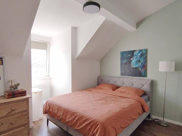 Immobilie in Wals - Charmante 2-Zimmer-Dachgeschosswohnung mit Terrasse und Bergblick - Bild 3
