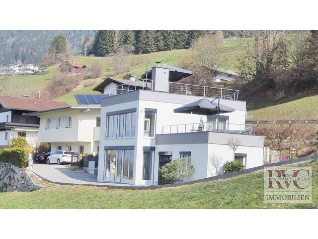 Immobilie in Pill - Vom Paarrefugium zum Familienhaus – wandelbar, energieautark und mit traumhaftem Ausblick - Bild 2
