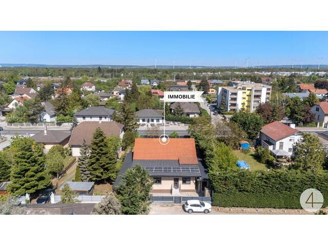 Immobilie in Strasshof an der Nordbahn - Modernisiertes Mehrfamilienhaus mit viel Platz für die ganze Familie - Bild 2