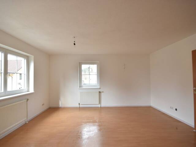 Immobilie in Steinbach am Attersee - WOHNEN am ATTERSEE - Geräumige 3 Zimmer Terrassenwohnung mit Seeblick - Bild 1