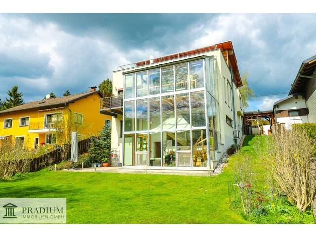 Immobilie in Grub - Einzigartiges Zuhause (345 m² Nfl.) mit Wintergarten, Naturteichen & Fernblick im Wienerwald - Bild 1