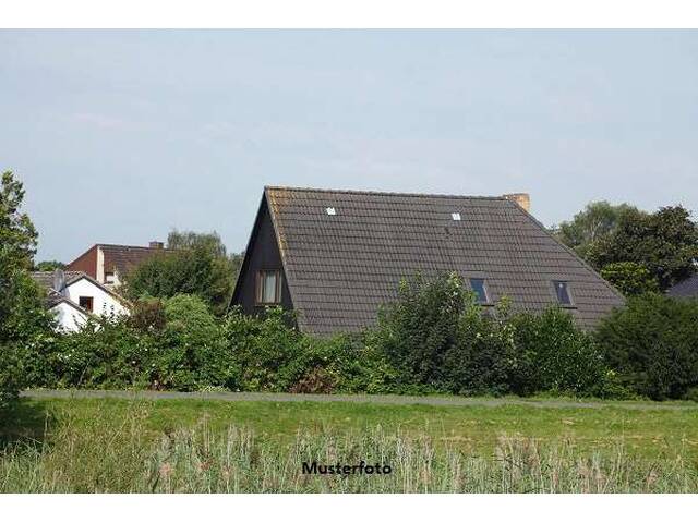 Immobilie in Rechnitz - Haus mit Charakter: Ehemaliger Weinkeller mit Ausbaupotenzial & Nebengebäuden - Bild 0