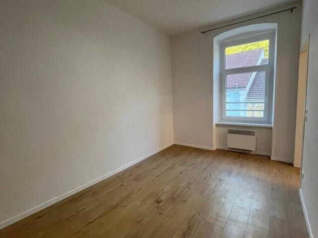 Immobilie in Schottwien - Charmante 40m² Wohnung in Schottwien - Ihr neues Zuhause zum Kauf um 88.000 EUR! - Bild 3