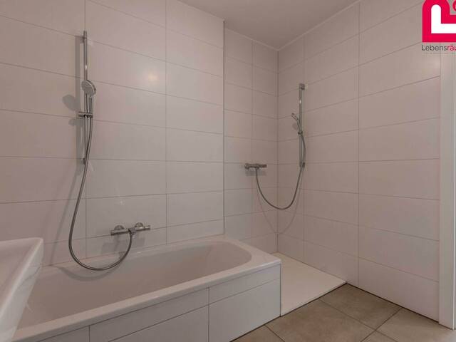 Immobilie in Tragwein - Stilvolle 3-Zimmer-Dachterrassenwohnung mit Süd-Ausrichtung & Weitblick in Tragwein - jetzt preisreduziert! - Bild 2