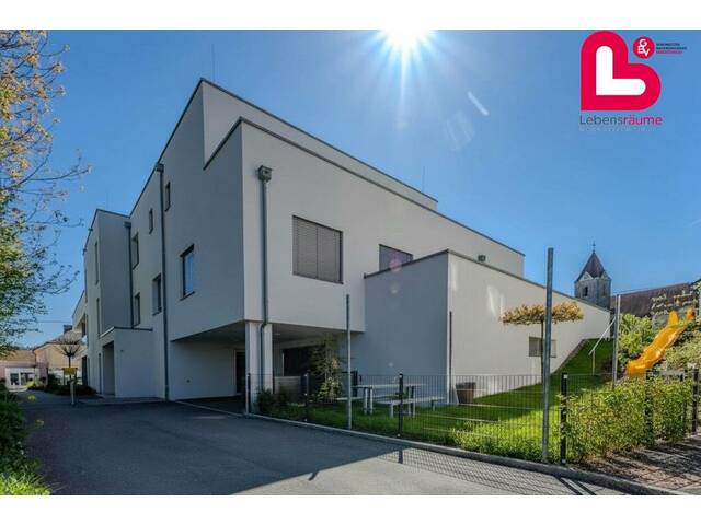 Immobilie in Tragwein - Wunderschöne 4-Zimmer-Dachterrassenwohnung mit traumhaftem Ausblick in Tragwein - jetzt preisreduziert! - Bild 3