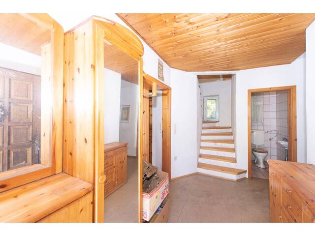 Immobilie in Feldbach - Ein Haus im Dornröschenschlaf - bereit für einen Neuanfang - Bild 2