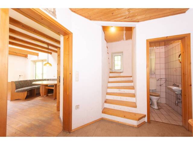 Immobilie in Feldbach - Ein Haus im Dornröschenschlaf - bereit für einen Neuanfang - Bild 3