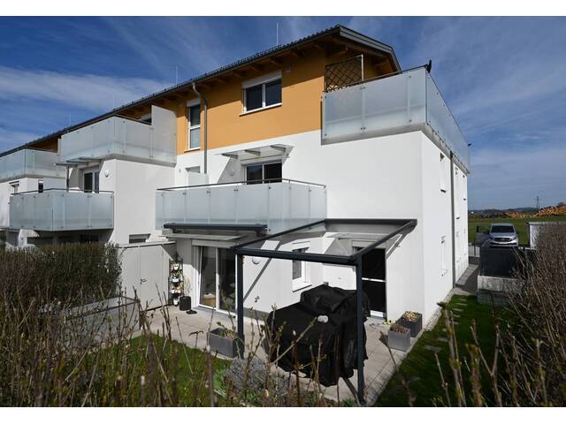 Immobilie in Nußdorf am Haunsberg - NUSSDORF Familienfreundliche 4-Zimmerwohnung mit Garten & Carport - Bild 4